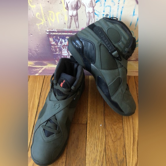 Air Jordan 8 Retro Olive Green - Picture 3 of 4